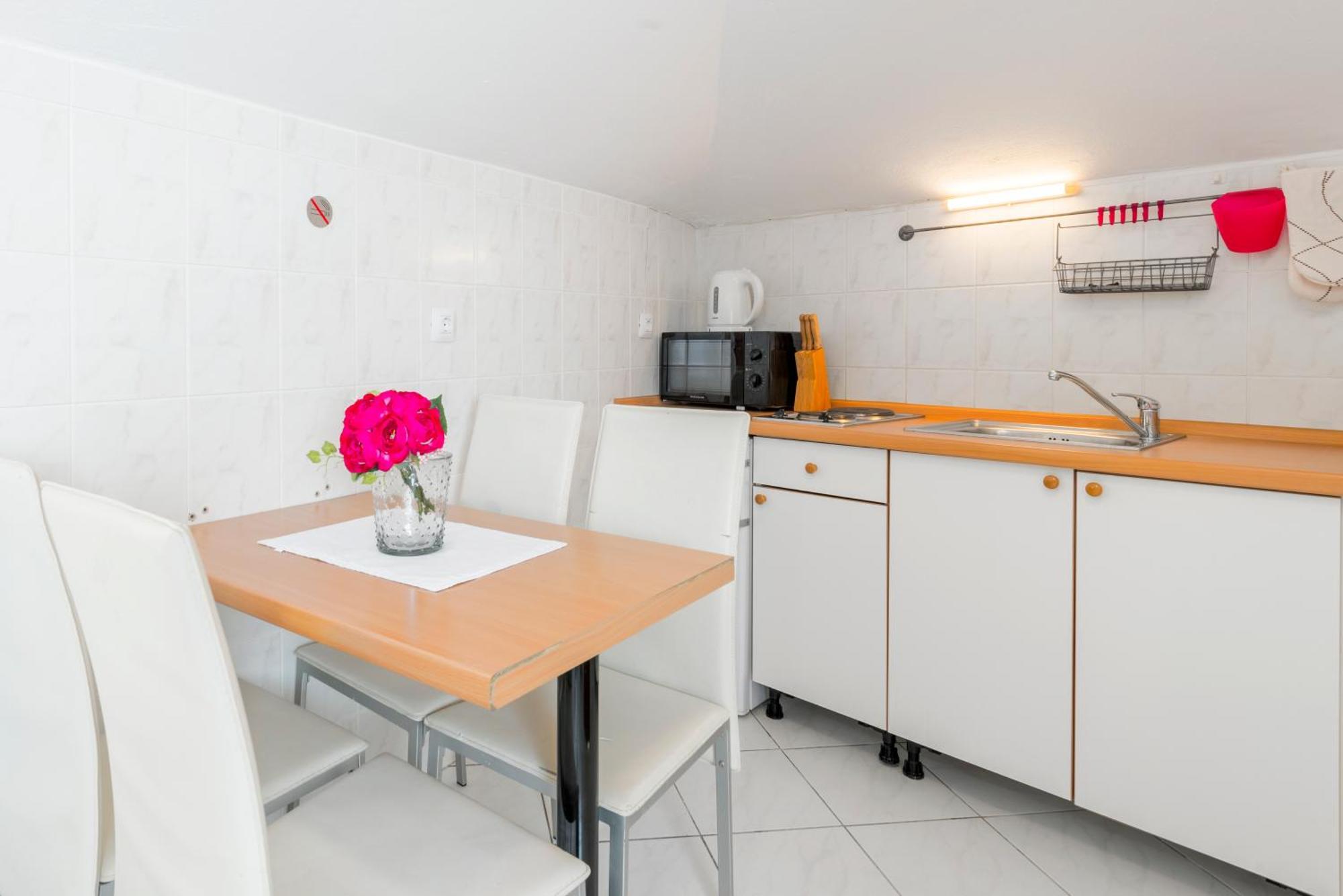 Apartments Roma Baška Voda Exteriér fotografie