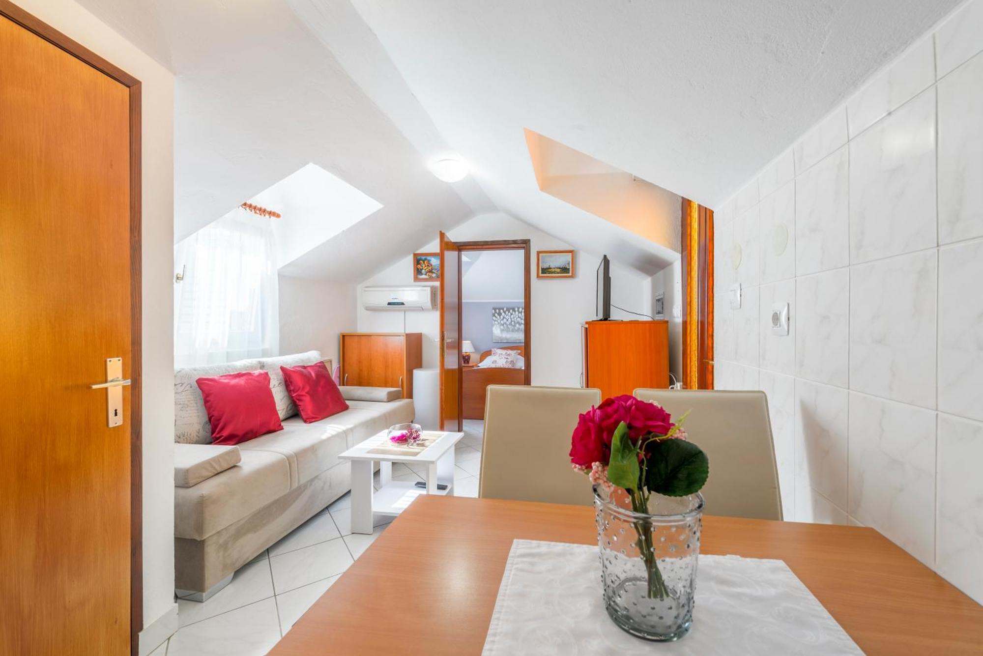 Apartments Roma Baška Voda Exteriér fotografie